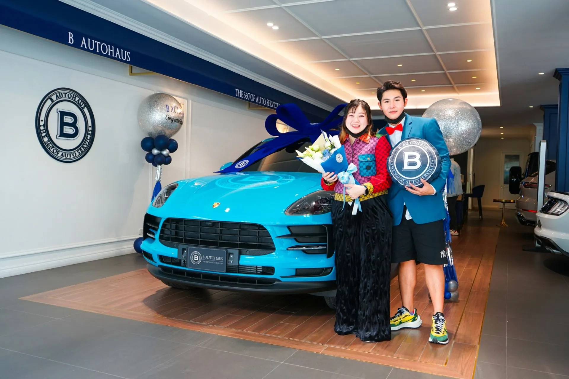 B Autohaus customers · 2