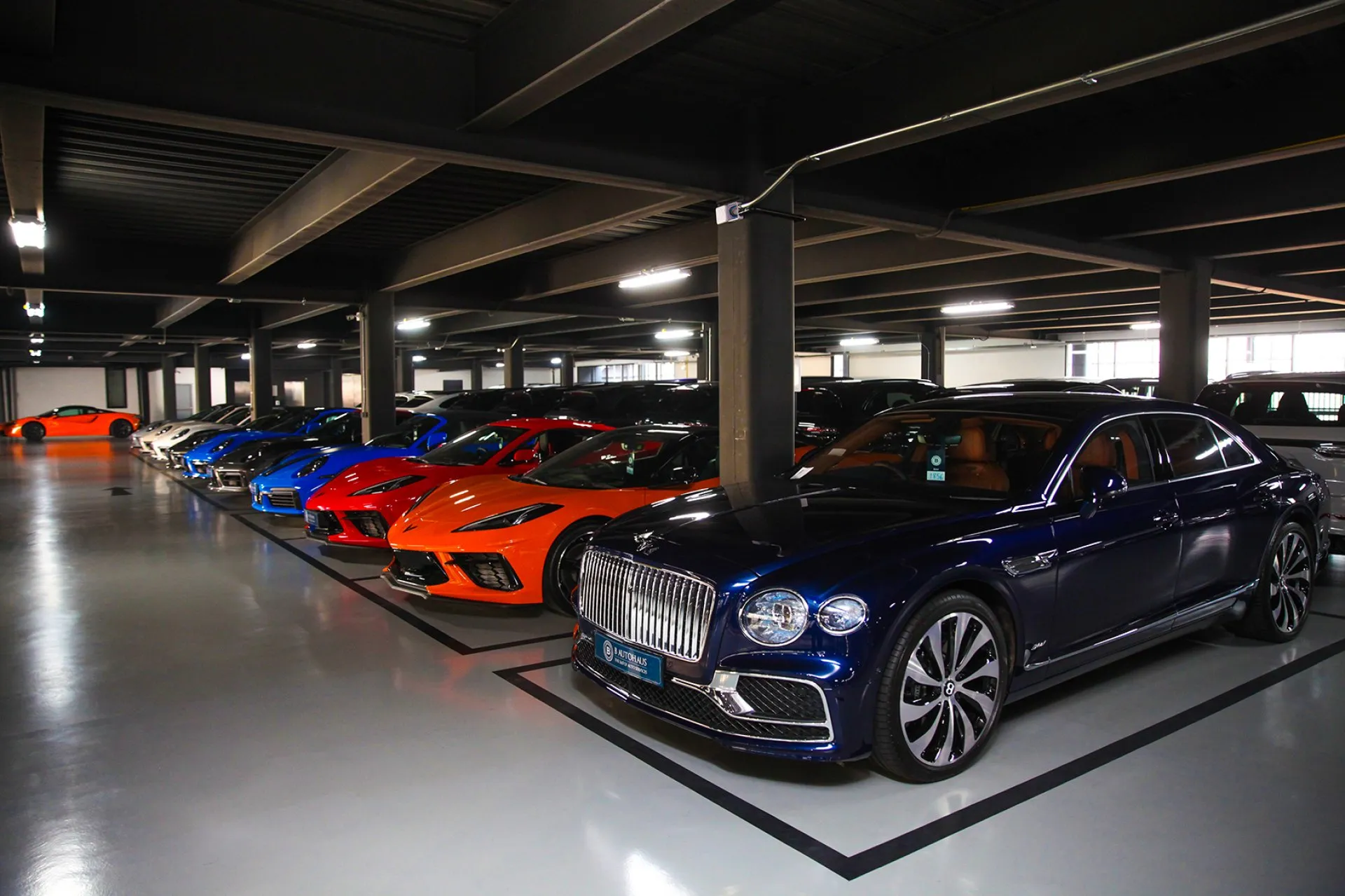 Inside the Vibhavadi showroom · 3