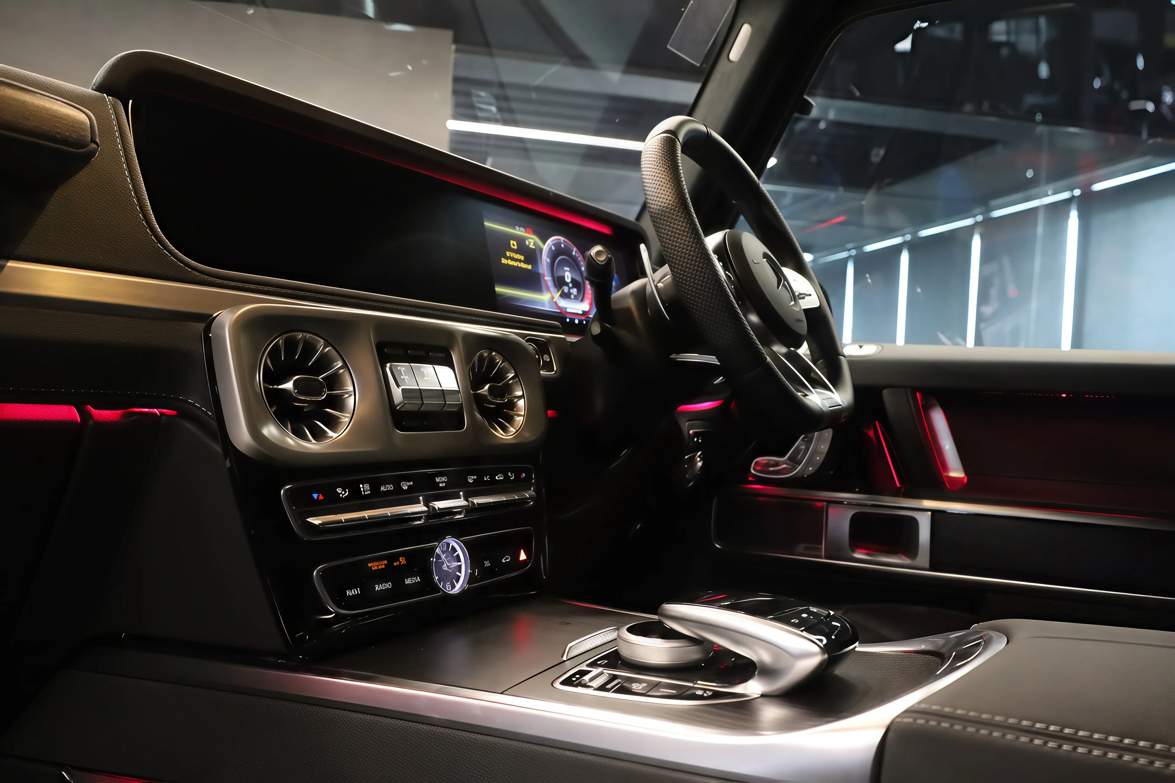 Mercedes-AMG G 63 · 7