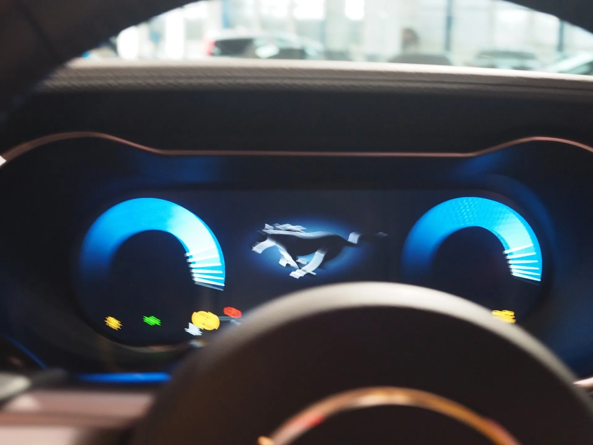 Ford Mustang · 4