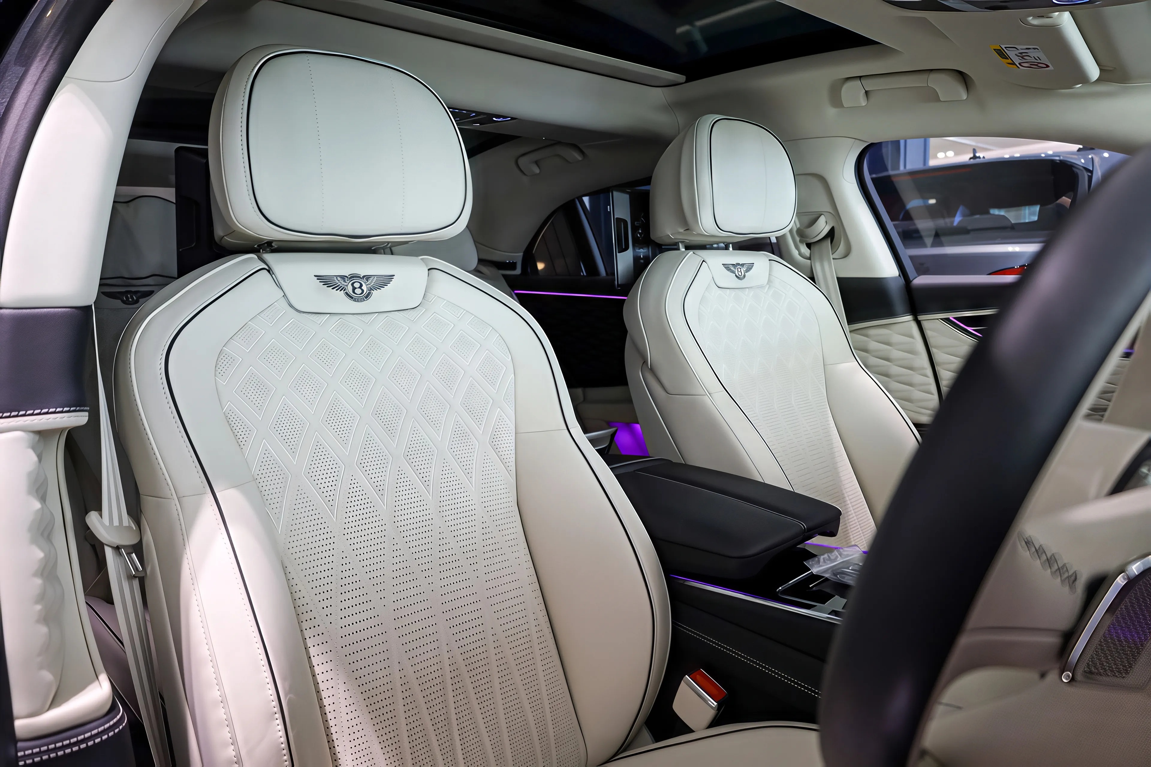 Bentley Flying Spur · 9
