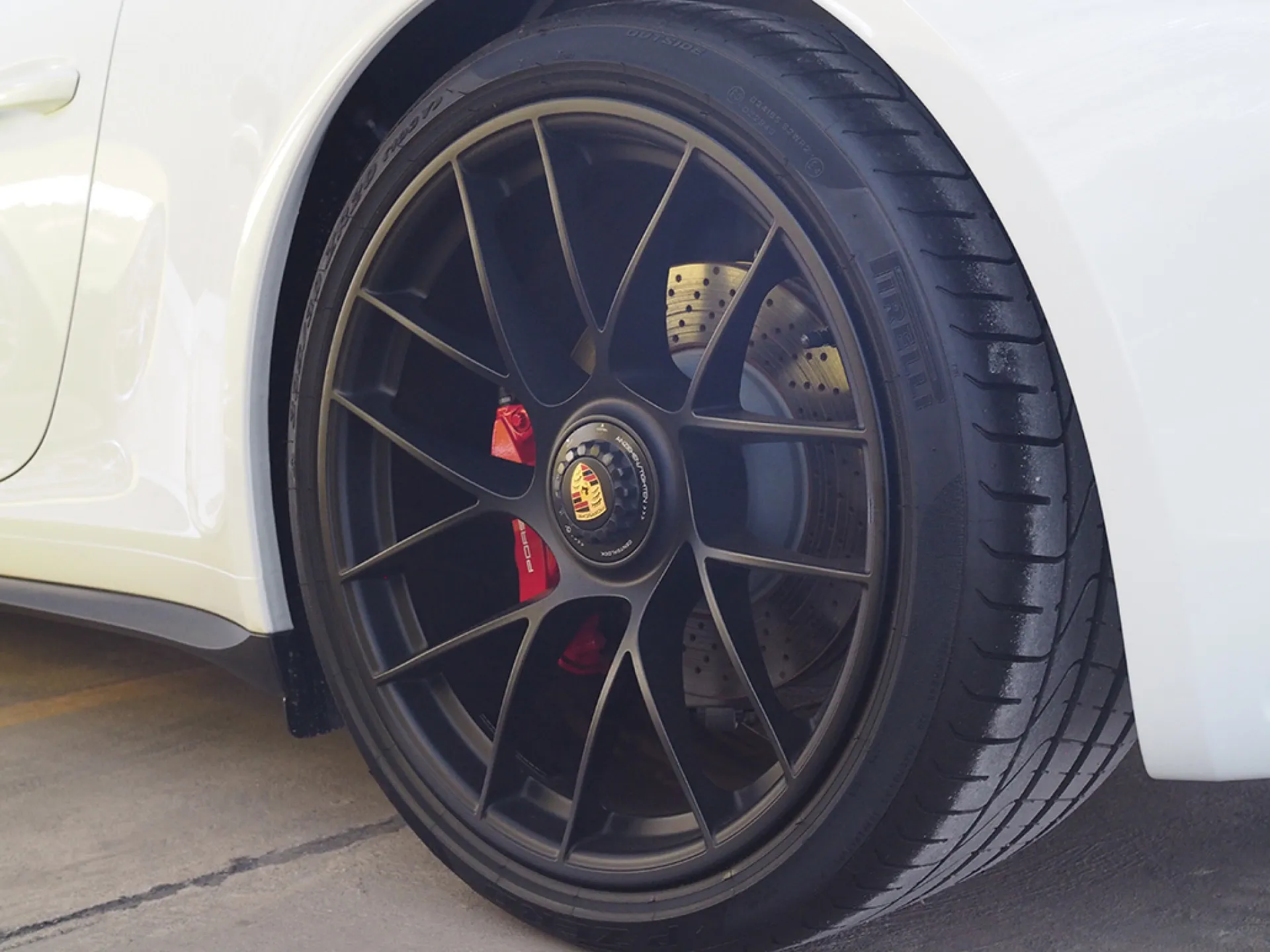 911 Targa 4 GTS · 8