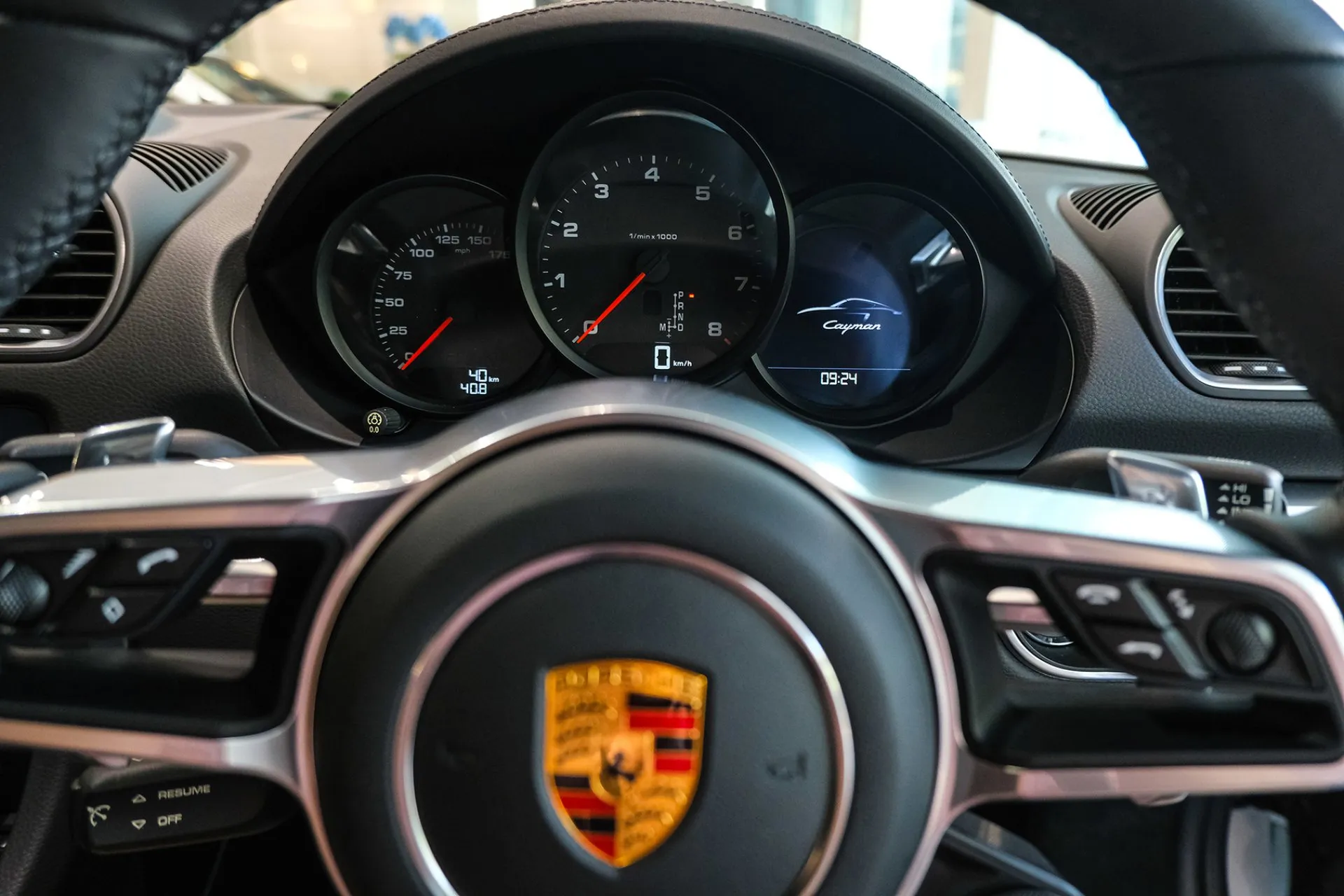 718 Cayman · 18